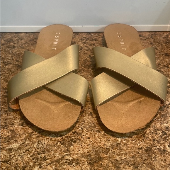 Esprit Metallic Gold Criss-Cross Slides - Picture 1 of 12
